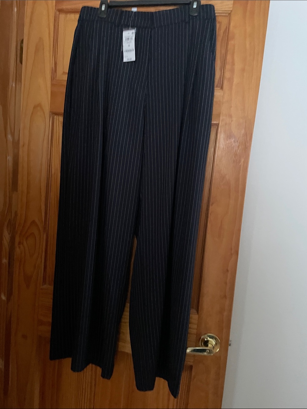 Bar III ladies navy/white Pinstripe Dress Pants